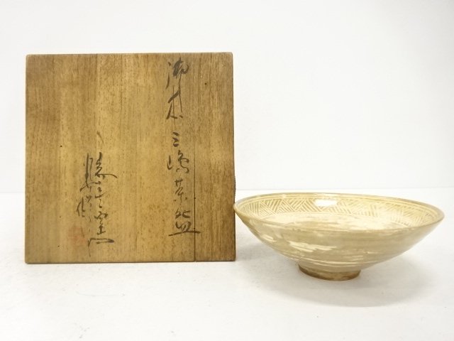 JAPANESE COLLECTIBLE / ZUIHO-Zō / GO-HON-MISHIMA / FLAT TEA BOWL